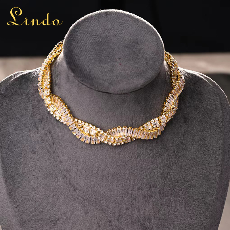 Crystal Intertwined Chains Necklace