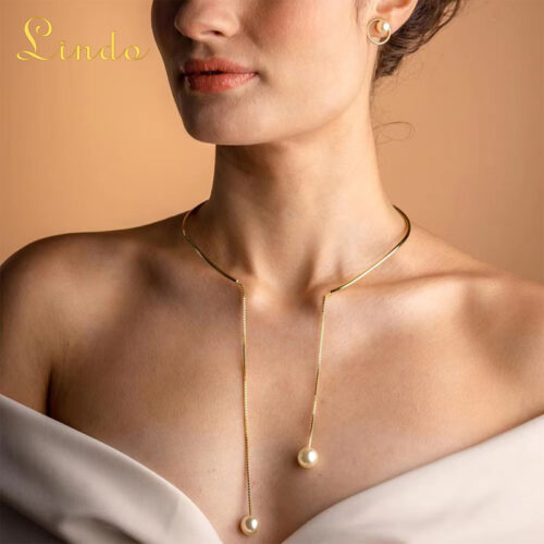 Metal Choker with Pearl Drop