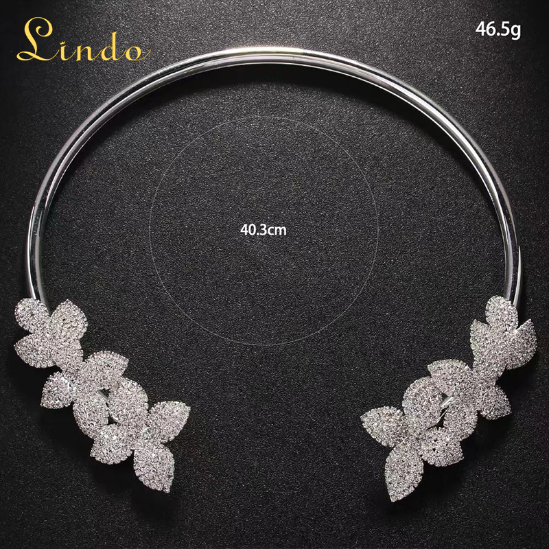 Metal Rhinestone Flower Collar Necklace