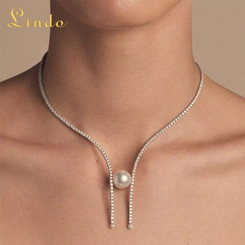 Necklace with a Single Pearl