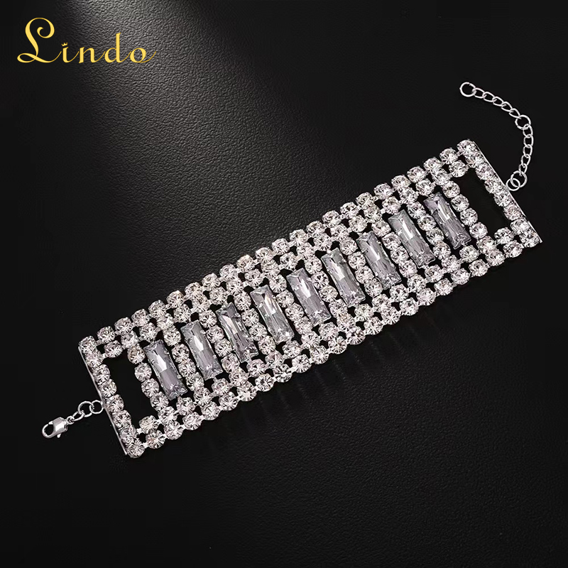 Vintage Rhinestone Bracelet Hand Chain