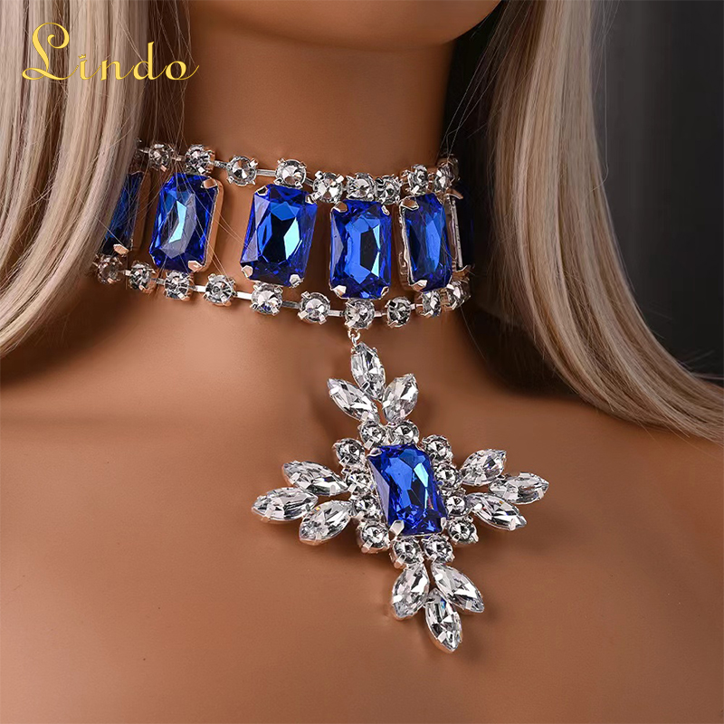 Vintage Rhinestone Choker Necklace​