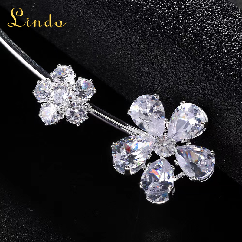 Flower Metal Choker Necklace