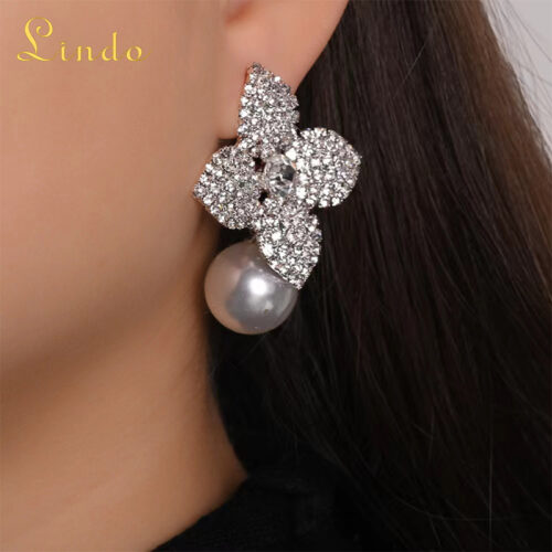 Pearl Floral Earrings