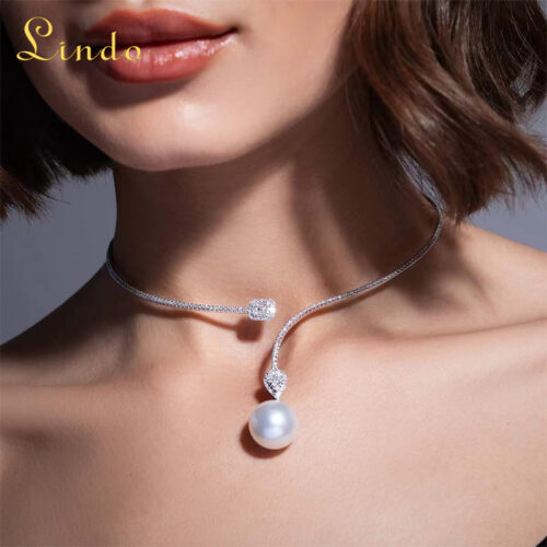 Pearl and Rhinestone Necklace