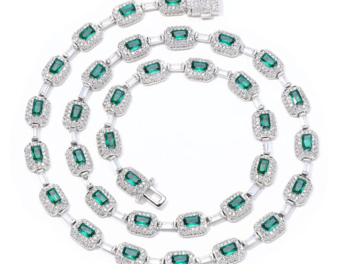 Green Stone Chain Cluster Pavé Moissanite Necklace